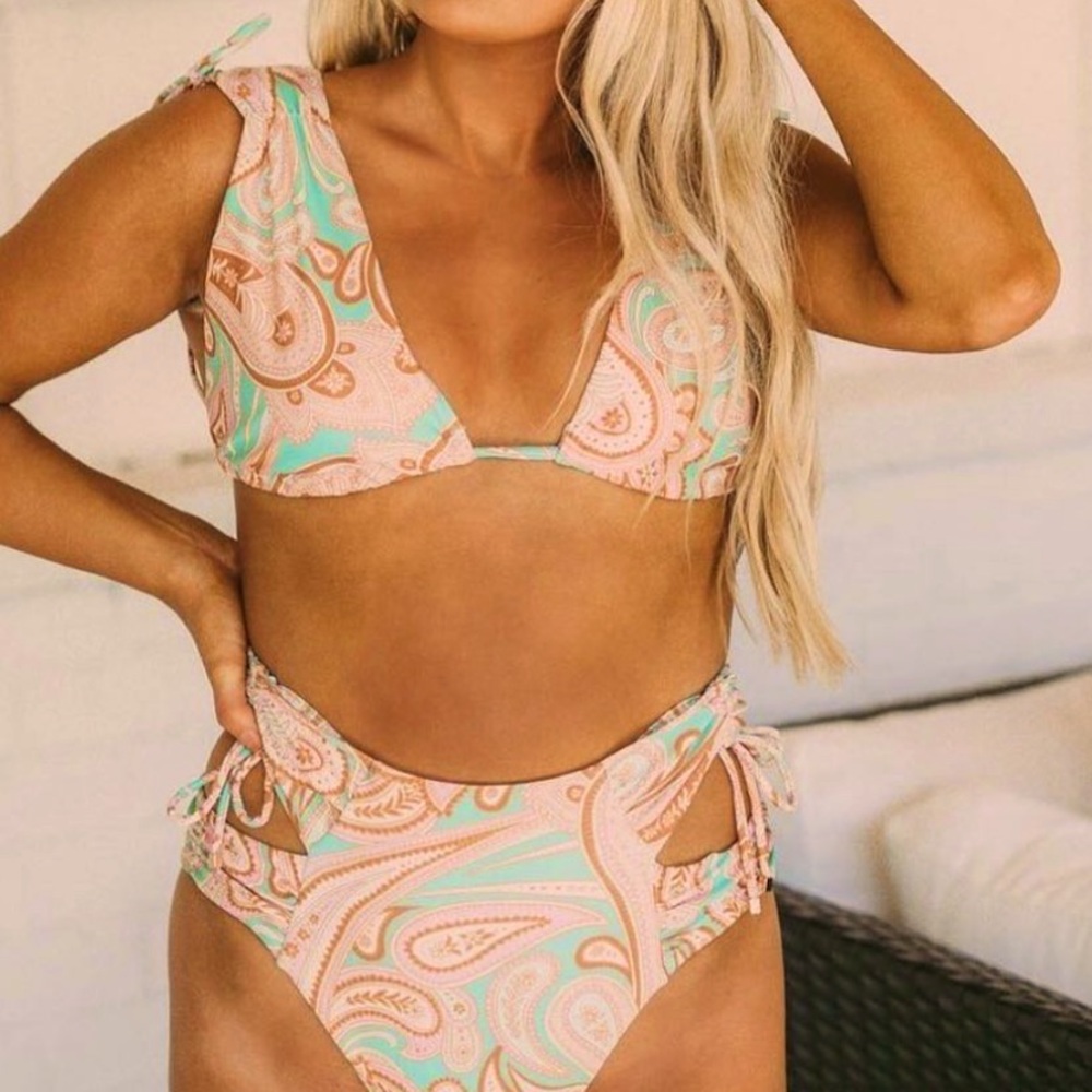 P2F Bikini Swimsuit Set